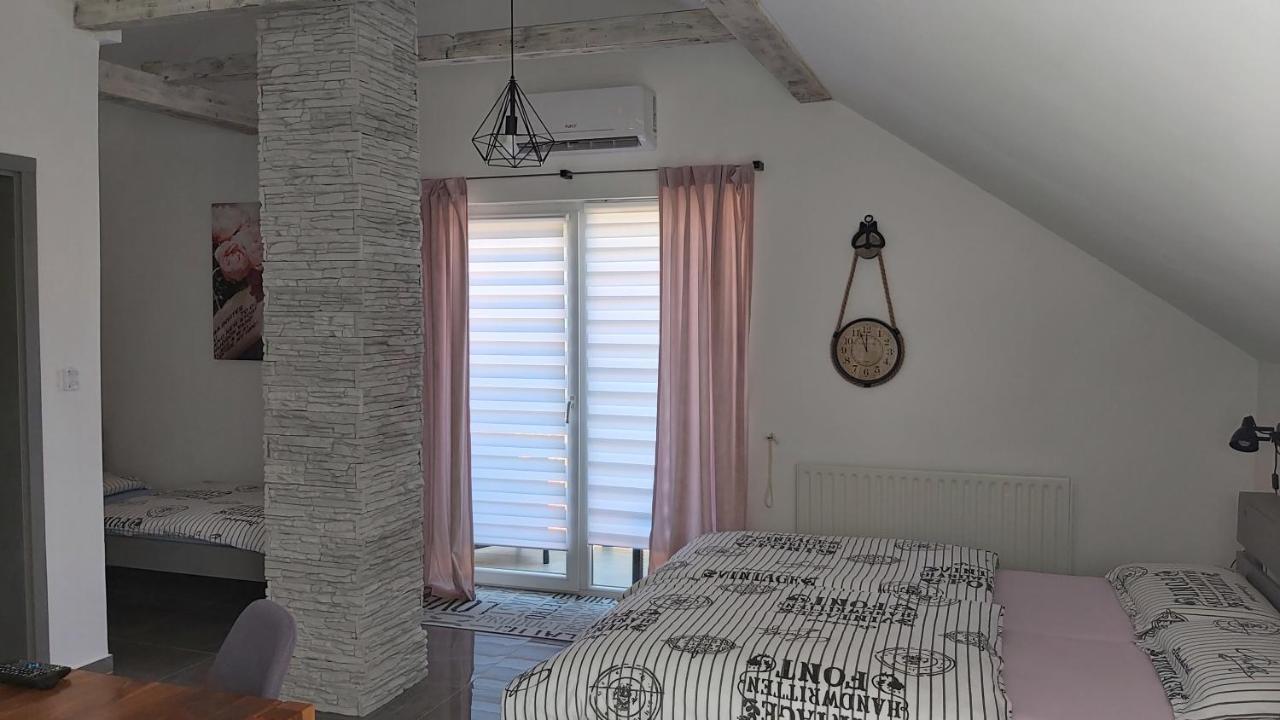 Studio Apartman Grizzly Slunj Exterior foto